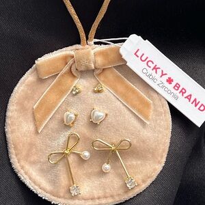 Lucky Brand Gold Bow & Pearl Earring Set